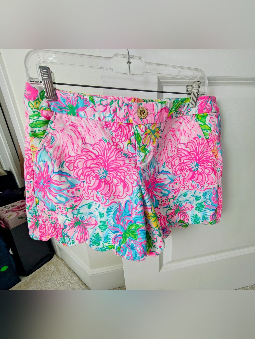 Lilly Pulitzer Floral Scalloped Pink, Blue & Green Cotton Shorts